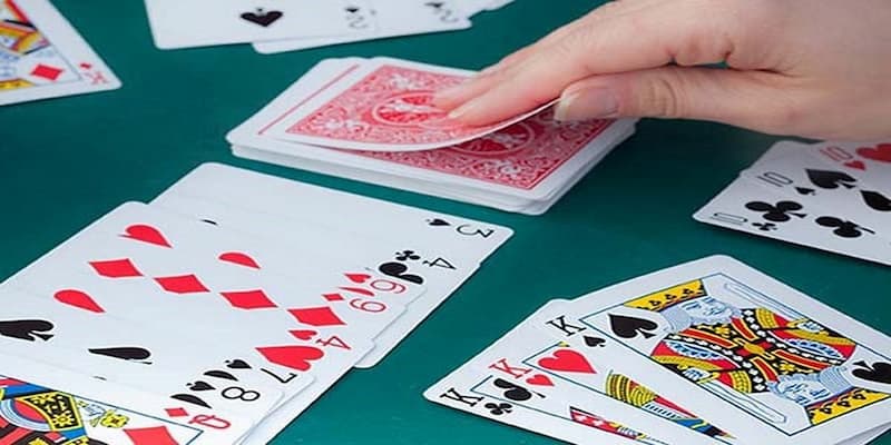 Hướng dẫn cách đánh một ván bài Phỏm chuẩn xác nhất